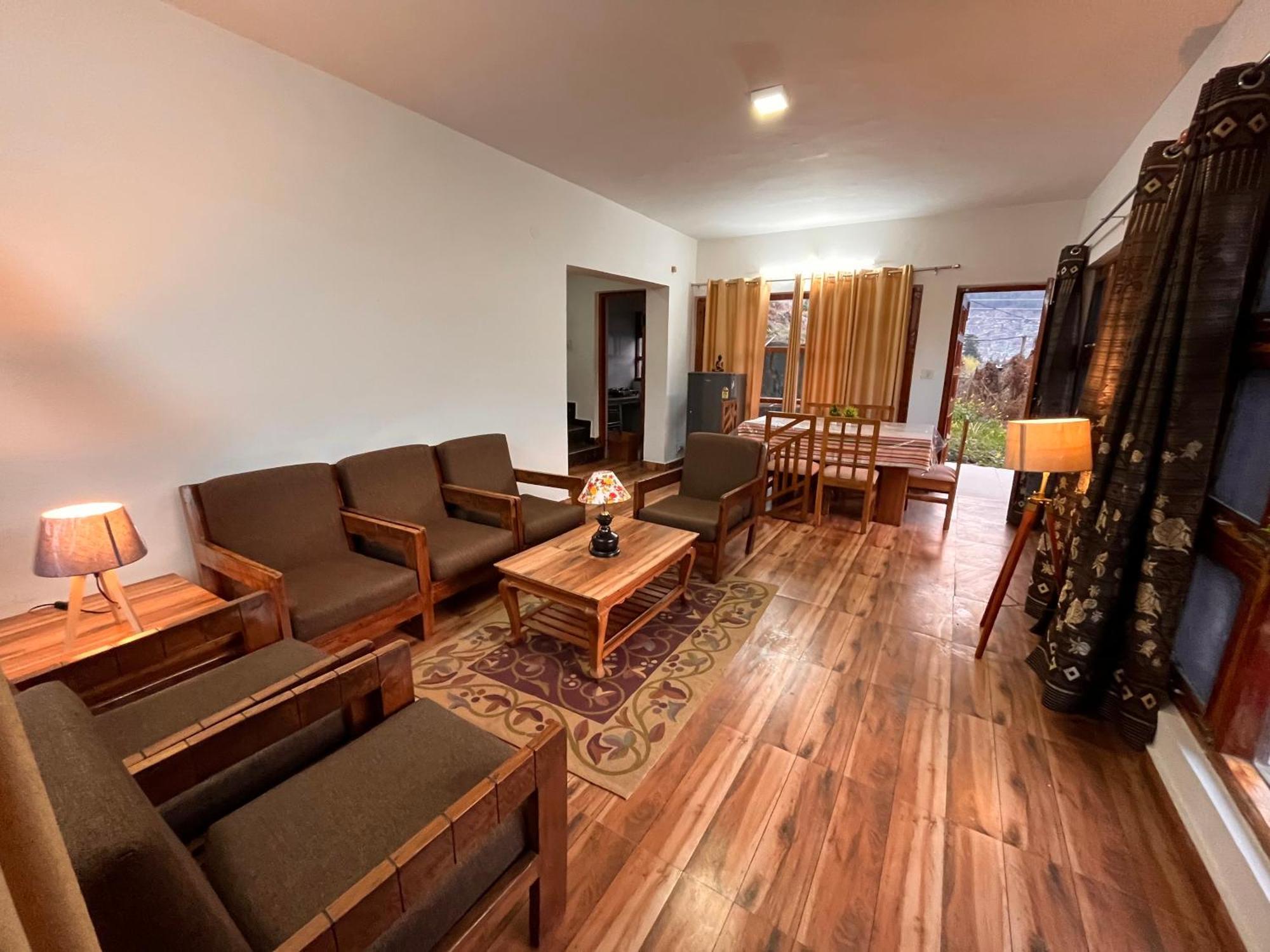Himalayan River Mountain View 2 Bedrooms Cottage, Manali 외부 사진